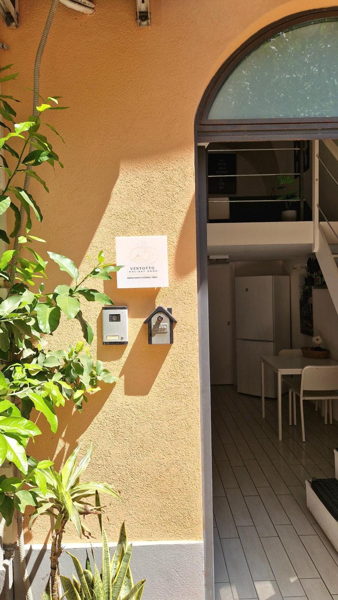Borgo Santa Caterina - Fiera "Ventotto Holiday Home" 카타니아 외부 사진