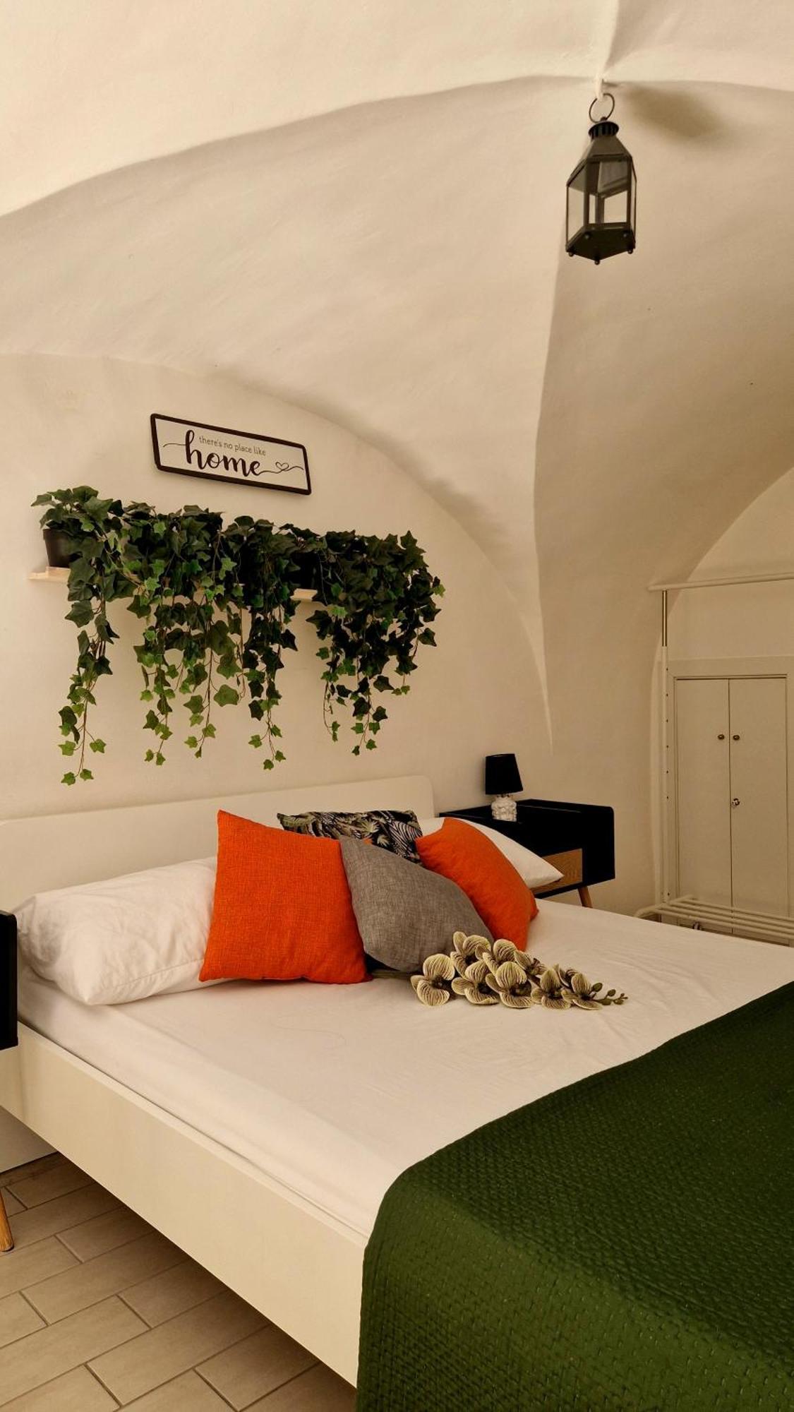 Borgo Santa Caterina - Fiera "Ventotto Holiday Home" 카타니아 외부 사진